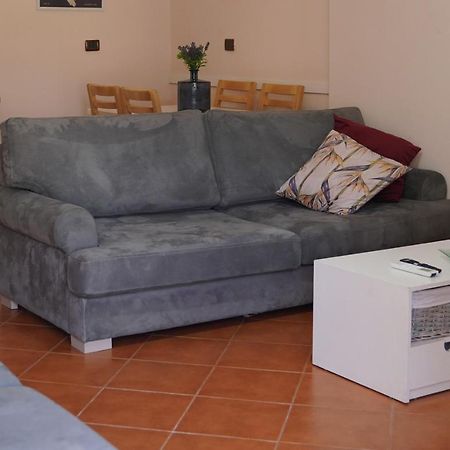 Stylish Apartment Near Tirana Center Exteriör bild
