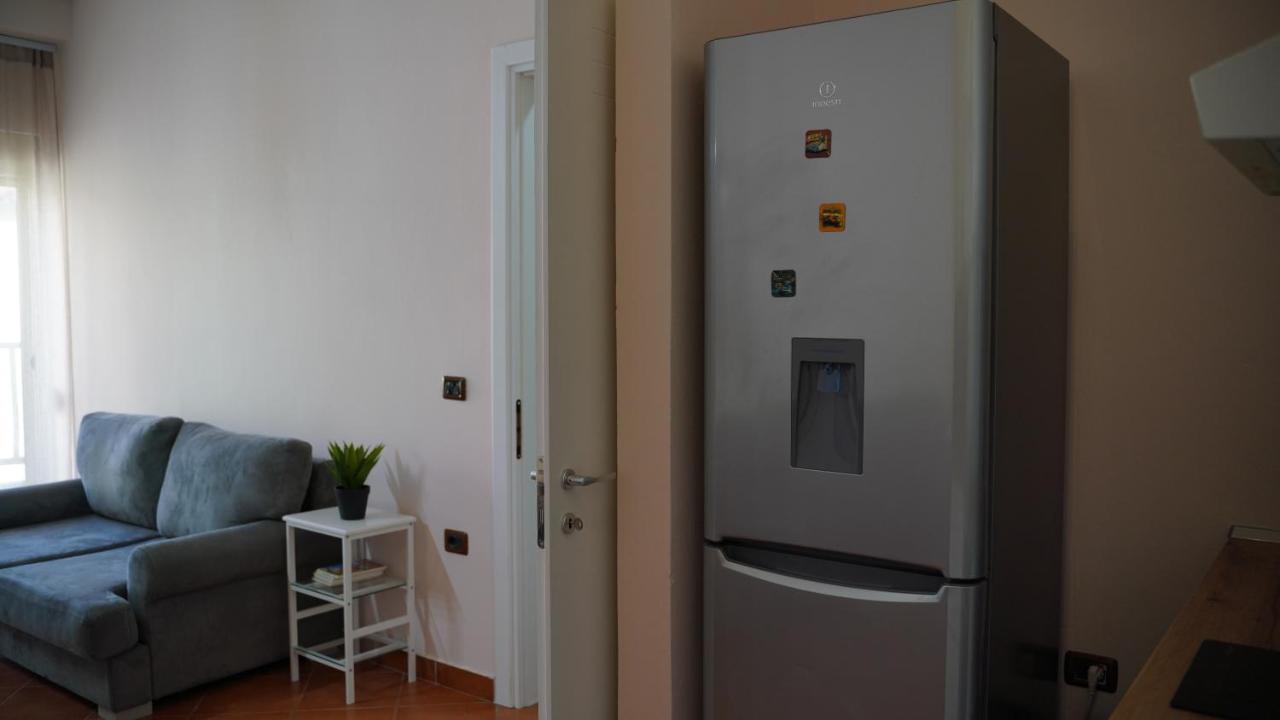 Stylish Apartment Near Tirana Center Exteriör bild