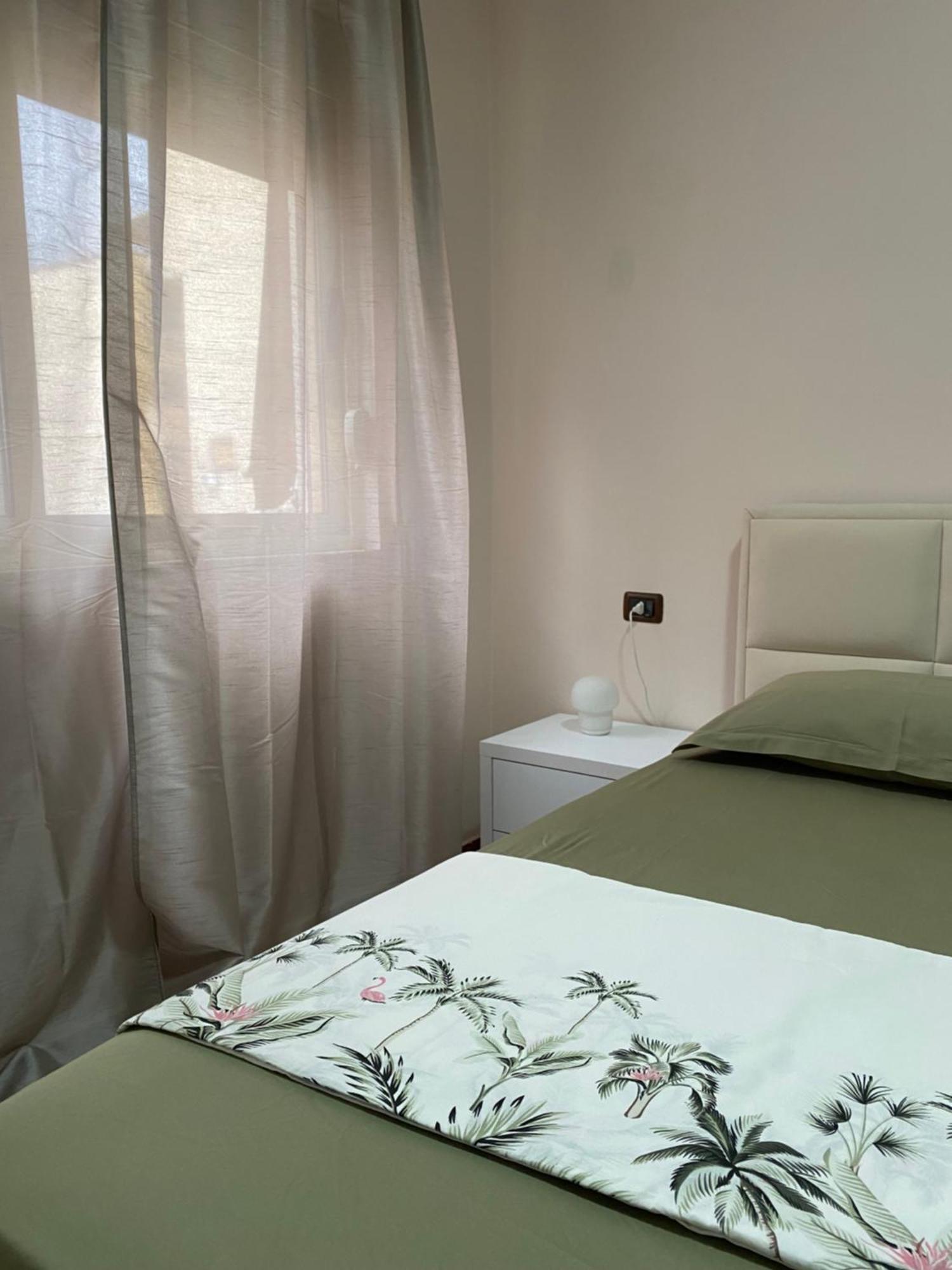 Stylish Apartment Near Tirana Center Exteriör bild